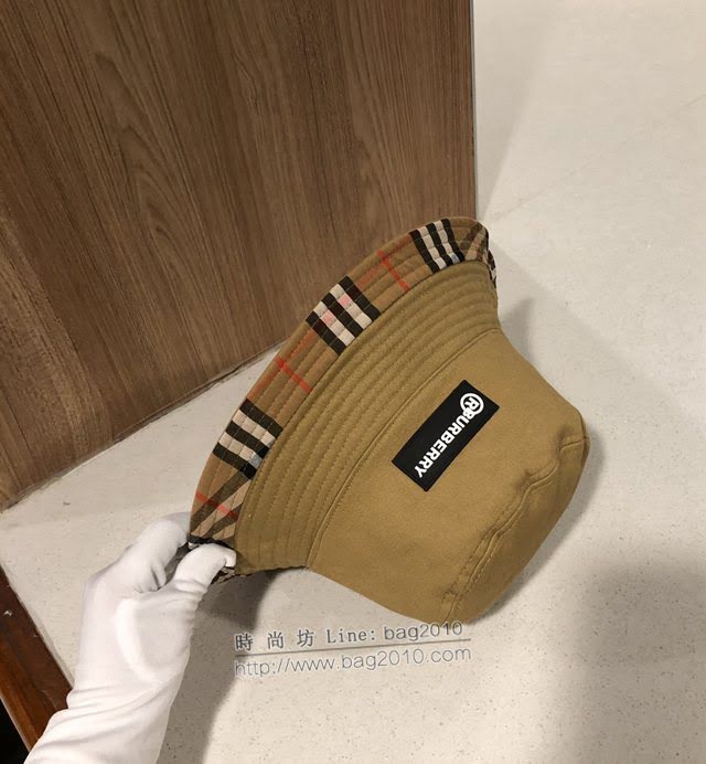 Burberry男女同款帽子 巴寶莉2021新款格子拼接純棉漁夫帽遮陽帽  mm1575